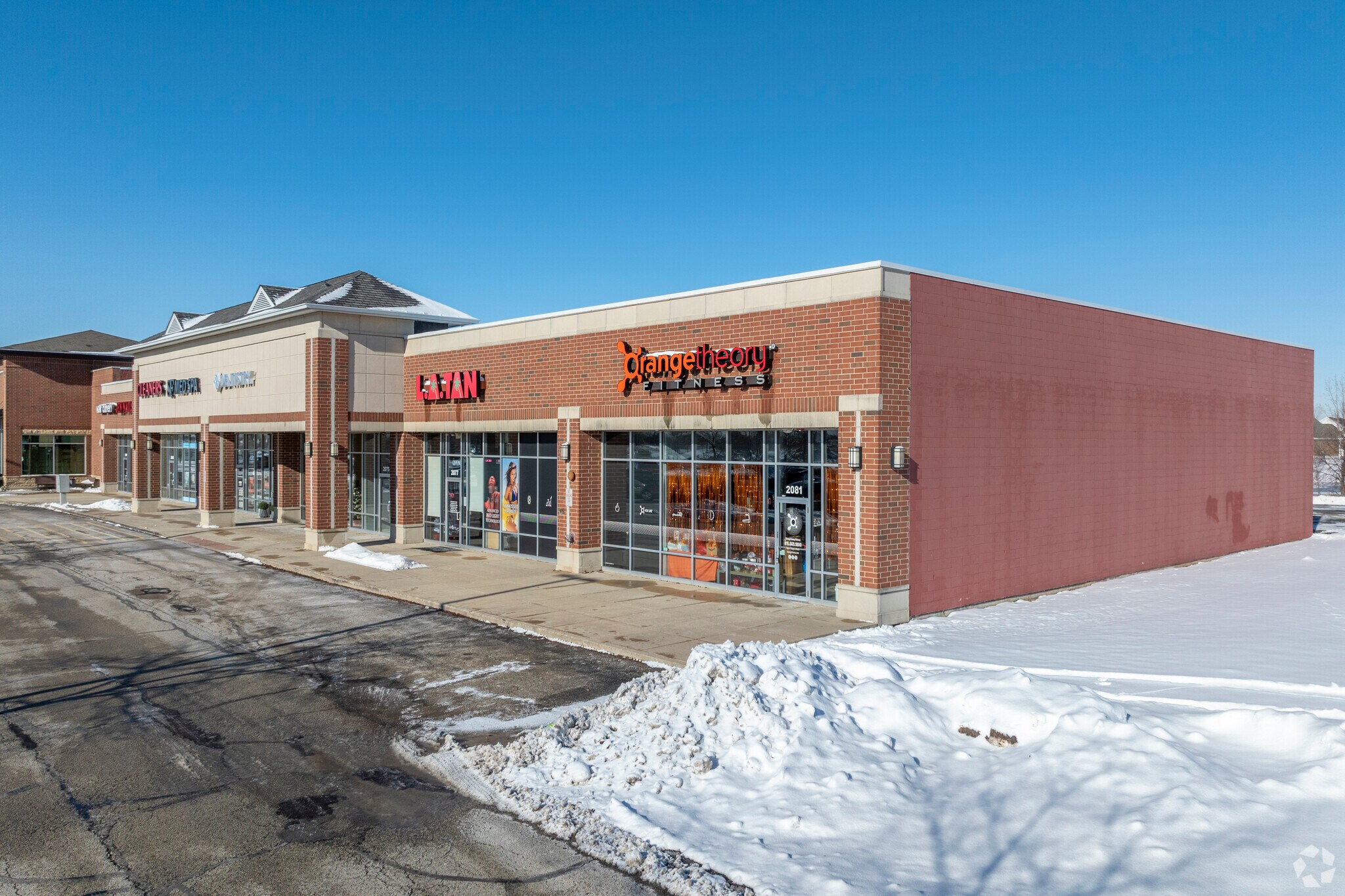 2061-2081 E Laraway Rd, New Lenox, IL for lease Primary Photo- Image 1 of 6