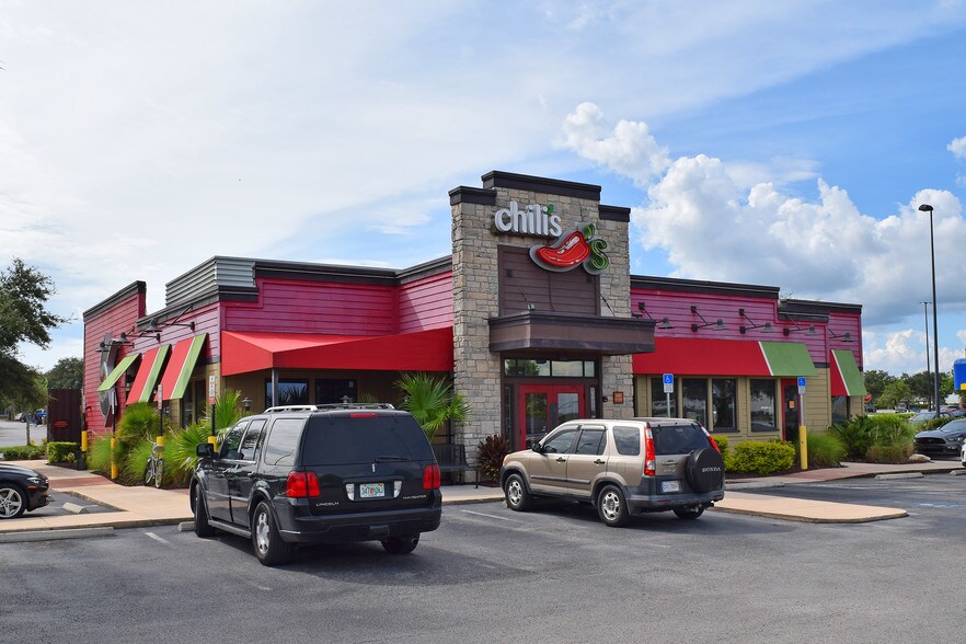 7643 Gall Blvd, Zephyrhills, FL, 33541 Restaurant Property For Sale