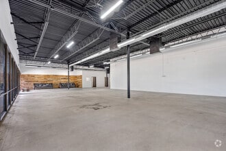 3150 Premier Dr, Irving, TX for lease Building Photo- Image 1 of 6