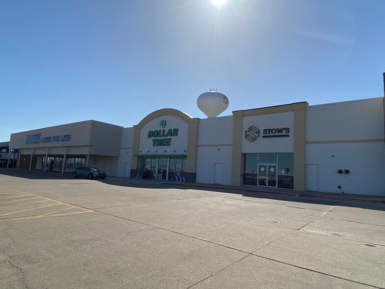 3604 S Elm Pl, Broken Arrow, OK 74011