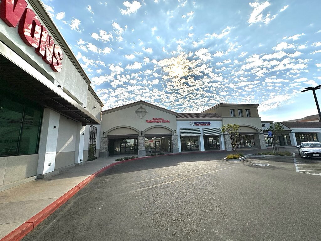 700-960 Arneill Rd, Camarillo, CA for lease Interior Photo- Image 1 of 2