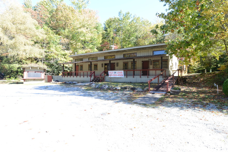 16775 Rosman Hwy, Lake Toxaway, NC for lease - Building Photo - Image 2 of 7