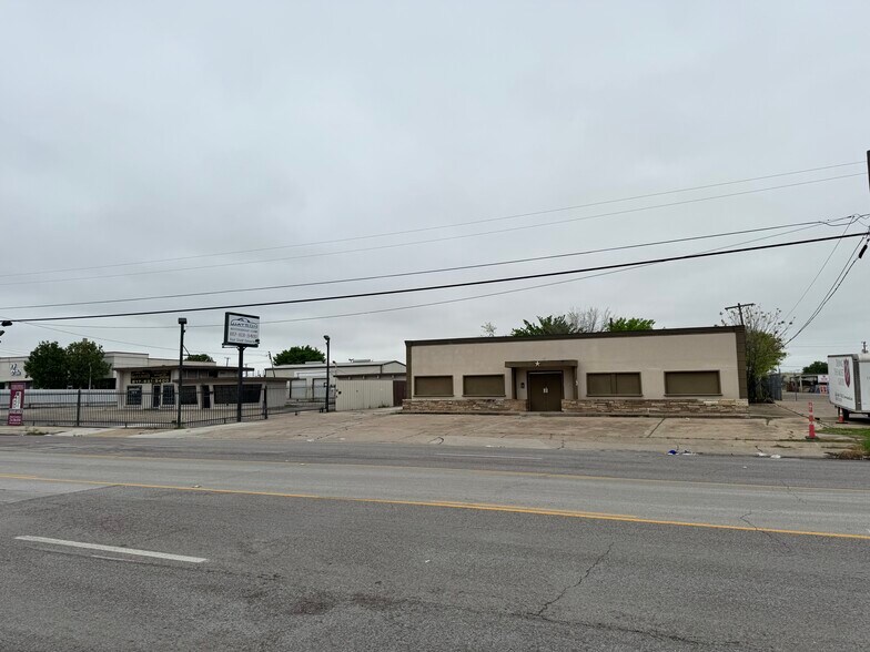 2815 NW 28th St, Fort Worth, TX for sale - Building Photo - Image 3 of 20