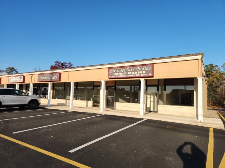 249 Chambers Bridge Rd, Brick, NJ for lease - Building Photo - Image 1 of 4
