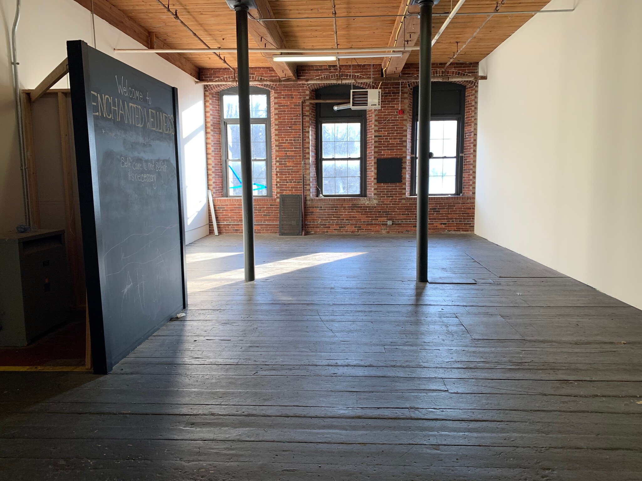 22 Canal St, Somersworth, NH for lease Interior Photo- Image 1 of 5