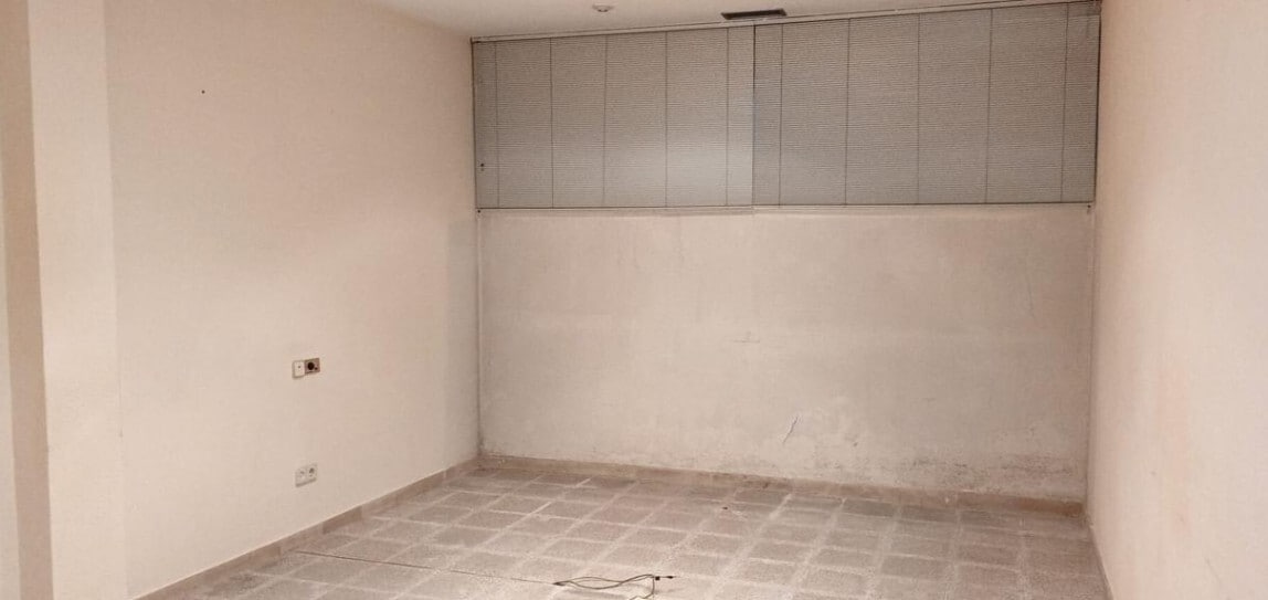 Avinguda de Catalunya, 174, Palau-solità i Plegamans, Barcelona for lease Interior Photo- Image 1 of 4