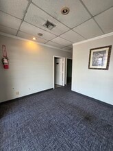 4620-4658 FM 1960 Rd W, Houston, TX for lease Interior Photo- Image 2 of 19