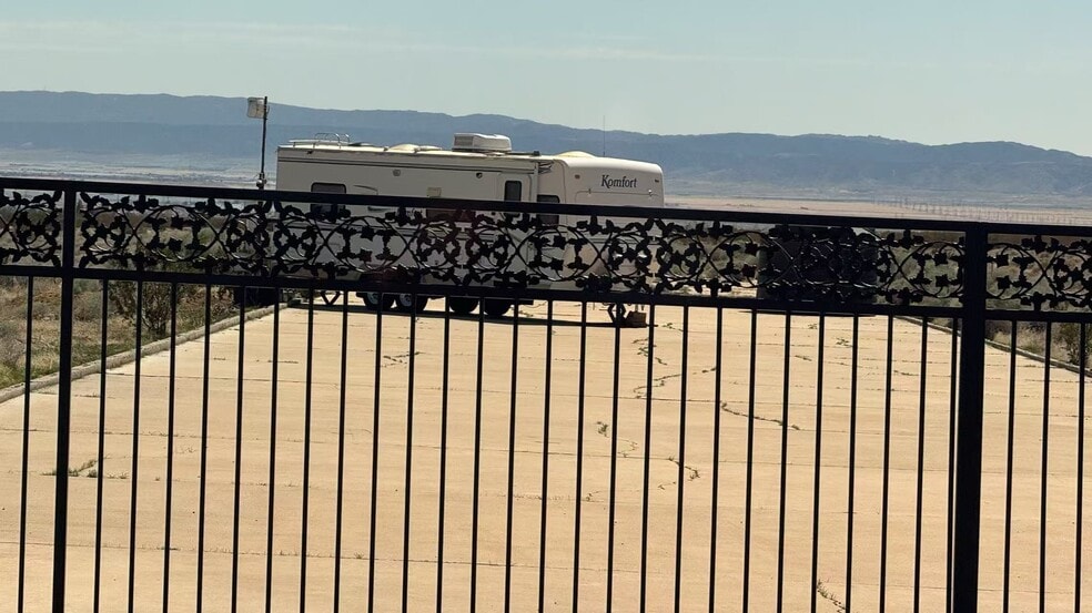 Rosamond CA 93560, Rosamond, CA for sale - Building Photo - Image 1 of 10