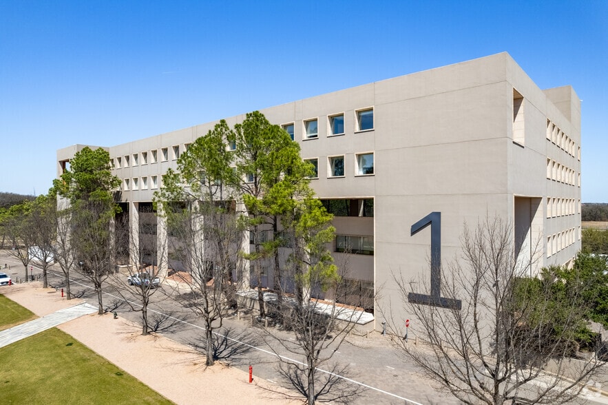 1301 Solana Blvd, Westlake, TX for sale - Primary Photo - Image 1 of 1