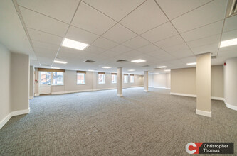 1-2 High St, Windsor for lease Interior Photo- Image 2 of 4