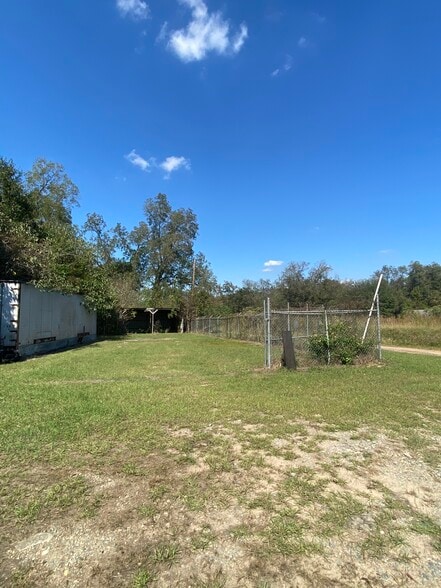 104 Stanton Dr N, Smithville, GA for sale - Building Photo - Image 2 of 9