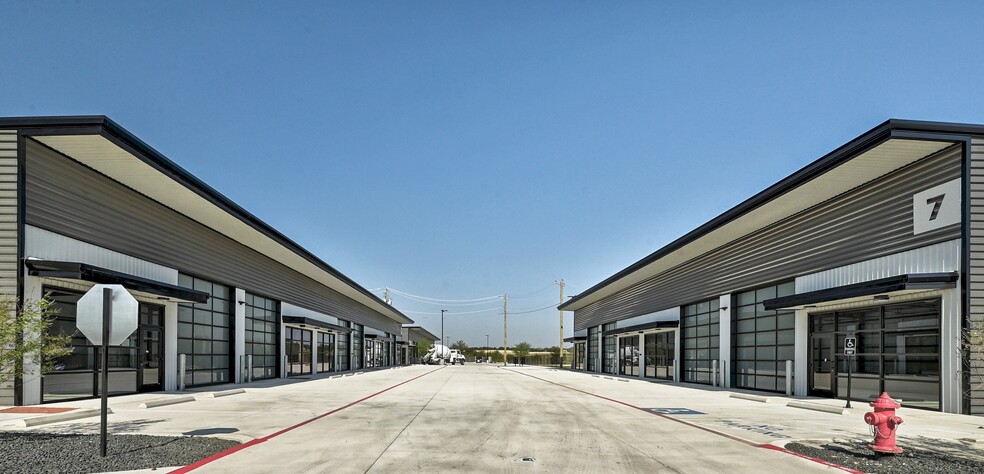 19830 Panther, Pflugerville, TX for lease - Building Photo - Image 3 of 13