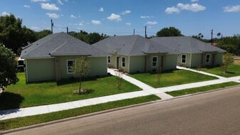 222 Mahl St, Edinburg TX - Government Property