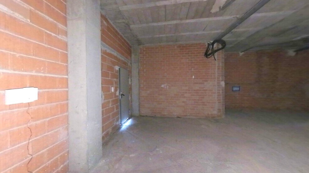 Retail in Illueca for sale - Building Photo - Image 2 of 27