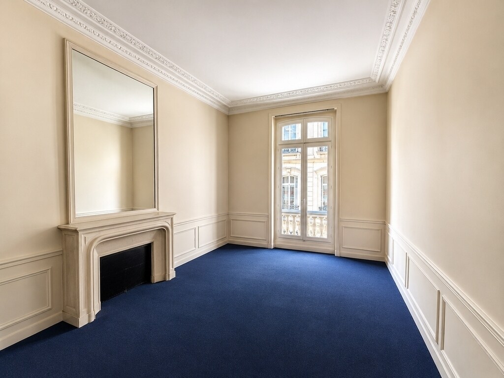 Office in Paris for lease Building Photo- Image 1 of 10
