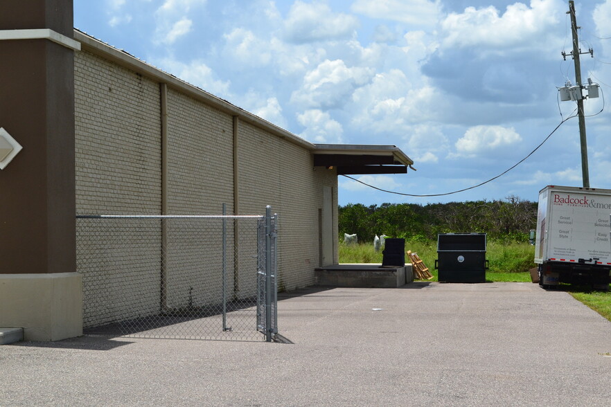 607 US 27 N, Avon Park, FL for lease - Building Photo - Image 3 of 15