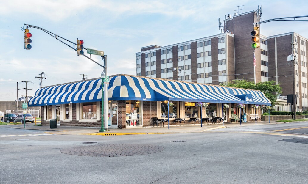 149 Spring St, Jeffersonville, IN for sale Building Photo- Image 1 of 1
