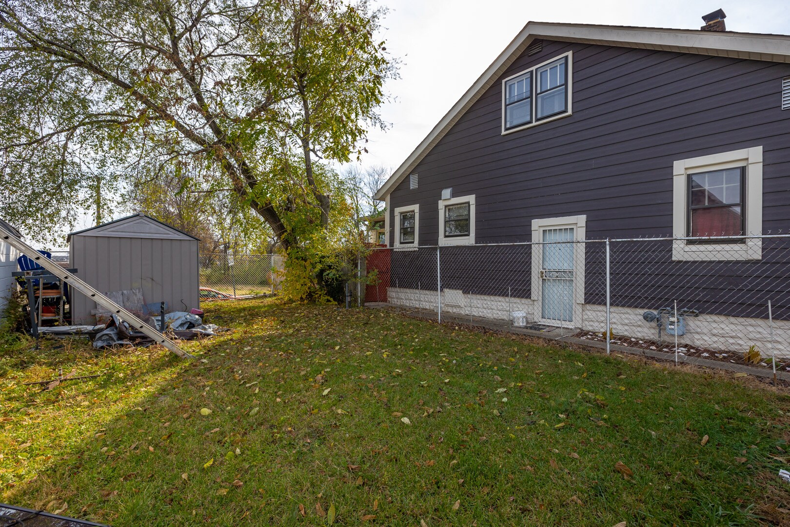 2901 W 16th St, Indianapolis, IN 46222 Retail for Sale