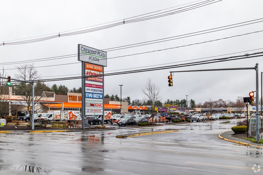 715 Crescent St, Brockton, MA for sale - Primary Photo - Image 1 of 1