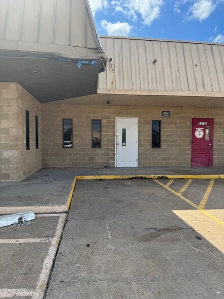 12135 Bissonnet St, Houston, TX for lease - Building Photo - Image 1 of 4