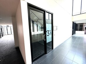 150 Albert Rd, South Melbourne for lease Interior Photo- Image 2 of 8