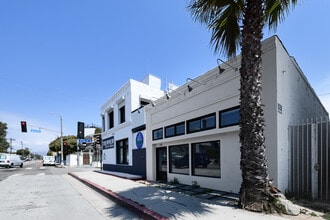 900-904 Pacific Ave, Venice, CA for lease Building Photo- Image 2 of 11