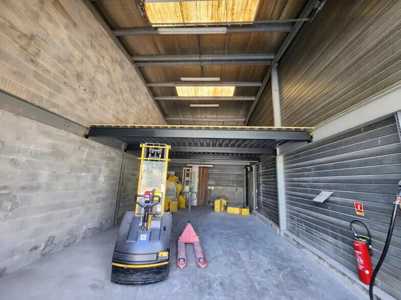 Flex in Montpellier for lease - Building Photo - Image 2 of 5