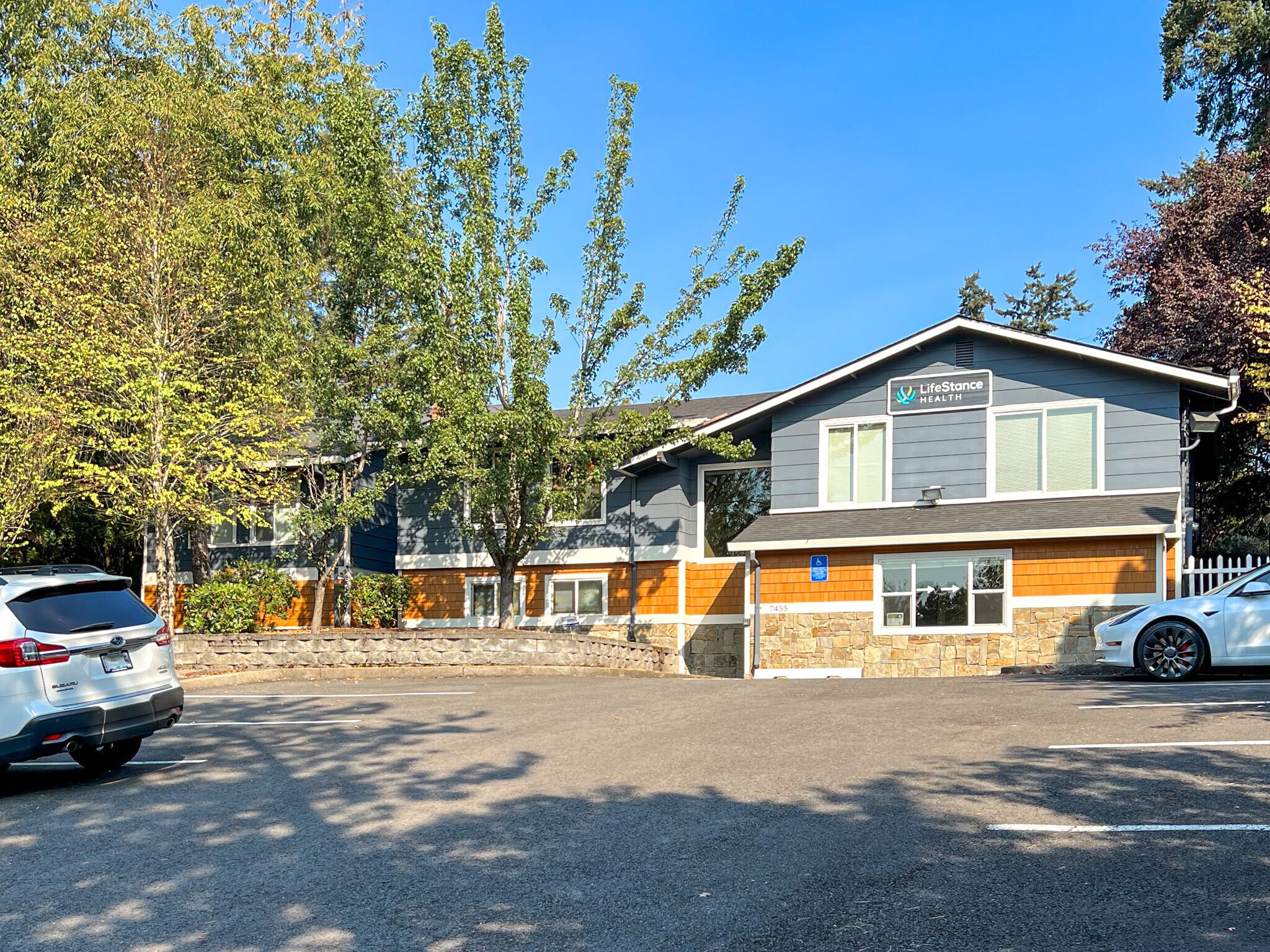 7455 SW Beveland Rd, Portland, OR for sale Building Photo- Image 1 of 1