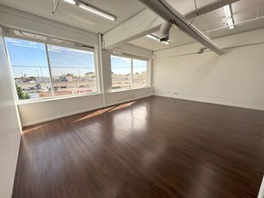 305 E 9th St, Los Angeles, CA for lease Building Photo- Image 2 of 6