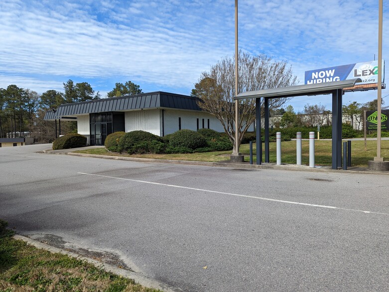 2324 Airport Blvd, West Columbia, SC for sale - Building Photo - Image 2 of 5