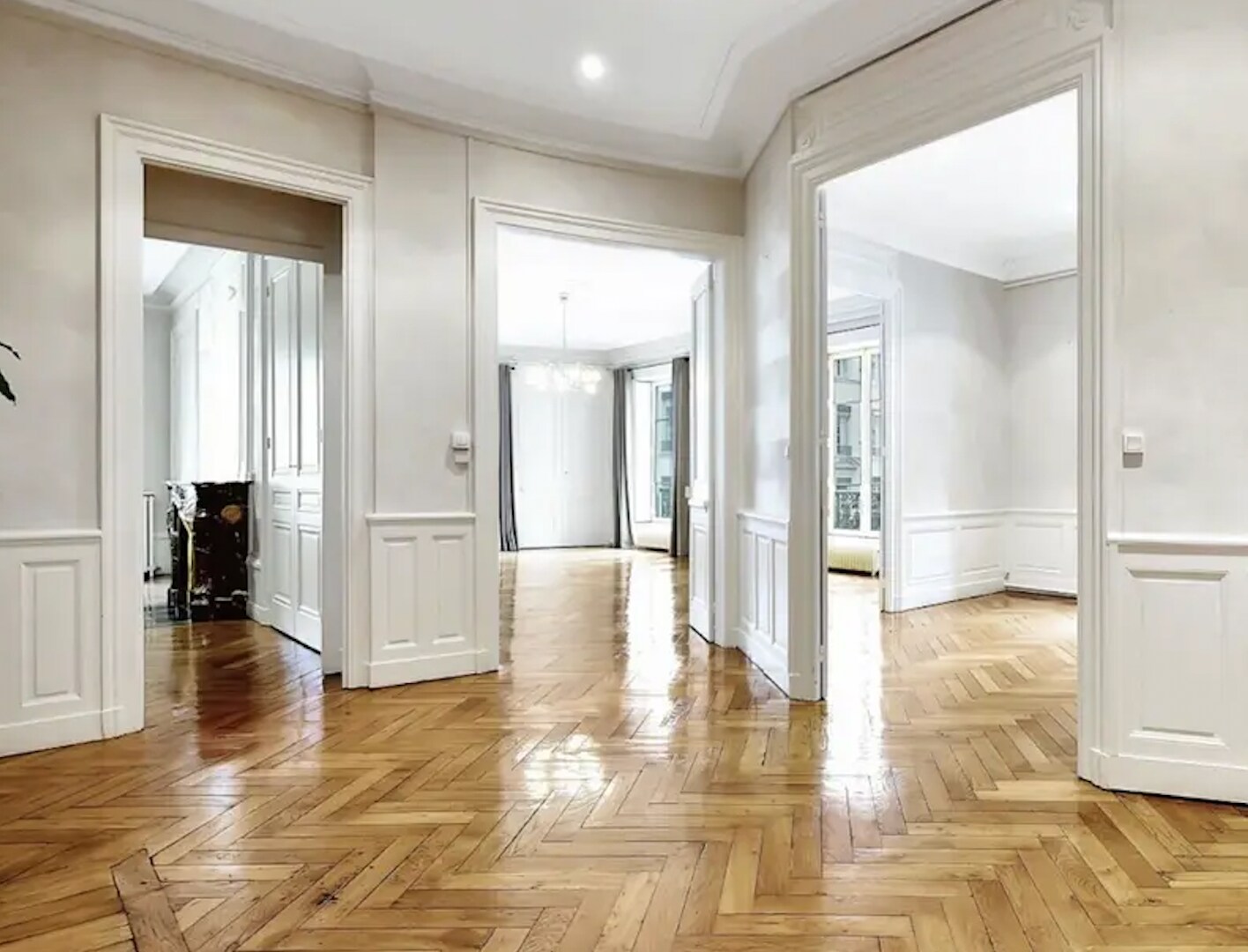 36 Rue Godot De Mauroy, Paris for lease Interior Photo- Image 1 of 5