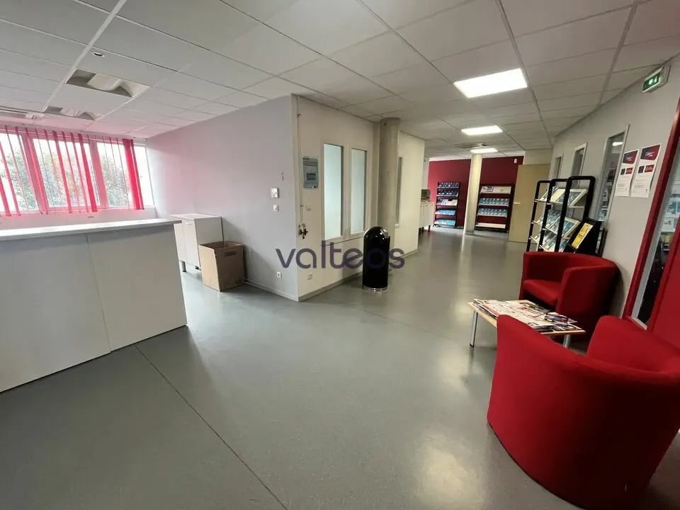 19 Rue Carmin, Labège for lease Building Photo- Image 1 of 12