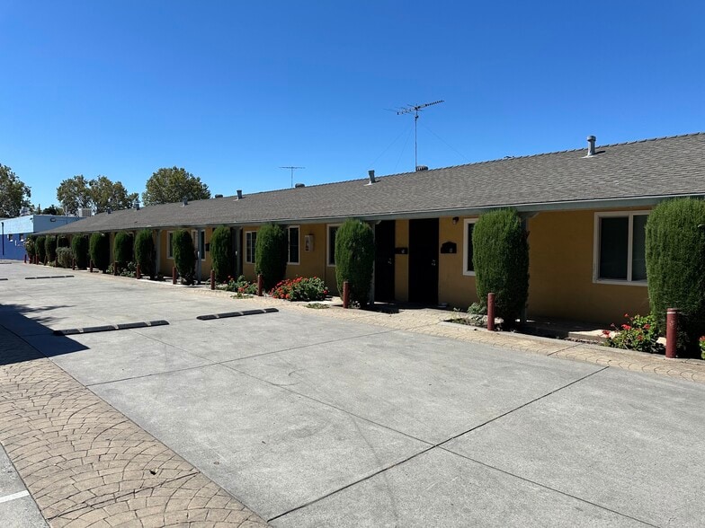 1661 Alum Rock Ave, San Jose, CA for sale - Building Photo - Image 3 of 20