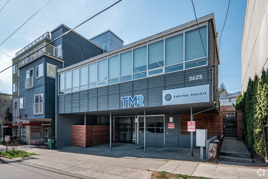 3625 Woodland Park Ave N, Seattle, WA for lease - Building Photo - Image 1 of 4