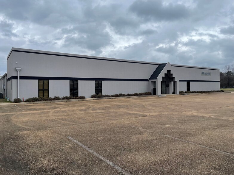 860 Centre St, Ridgeland, MS for lease - Building Photo - Image 3 of 6