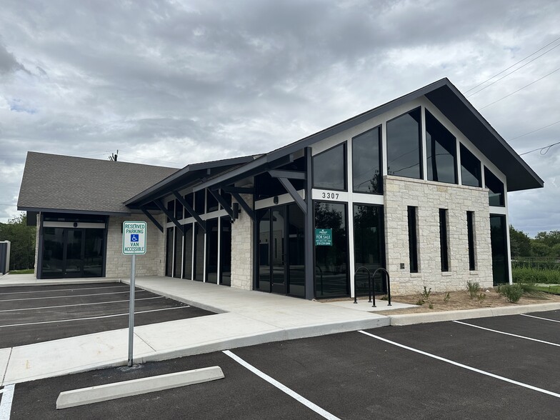 3307 Greenway Park, San Antonio, TX for sale - Building Photo - Image 1 of 5