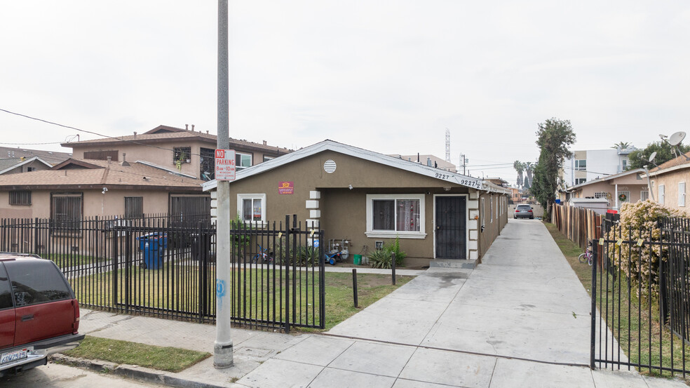 9227 Maie Ave, Los Angeles, CA for sale - Building Photo - Image 1 of 1