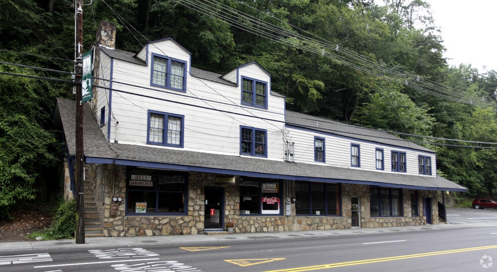 330 Parkway, Gatlinburg, TN for lease - Primary Photo - Image 1 of 3