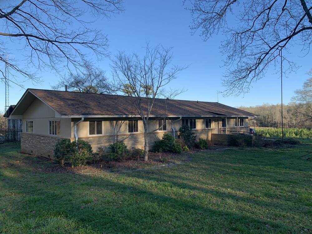 200 Highway 197, Clarkesville, GA for sale Primary Photo- Image 1 of 1