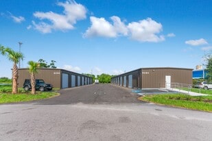 6080 Deacon Rd, Sarasota FL - Warehouse