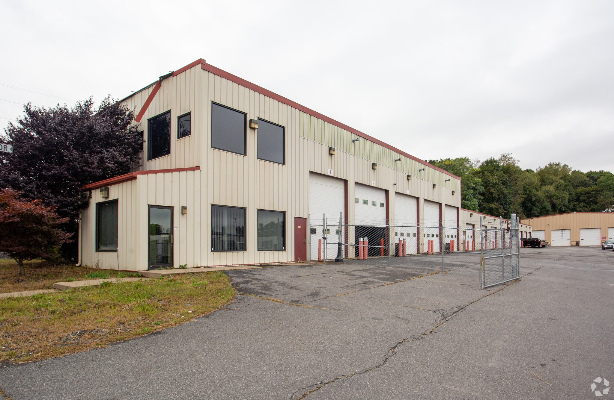 1211 Wheeler Ave, Dunmore, PA for sale Primary Photo- Image 1 of 1