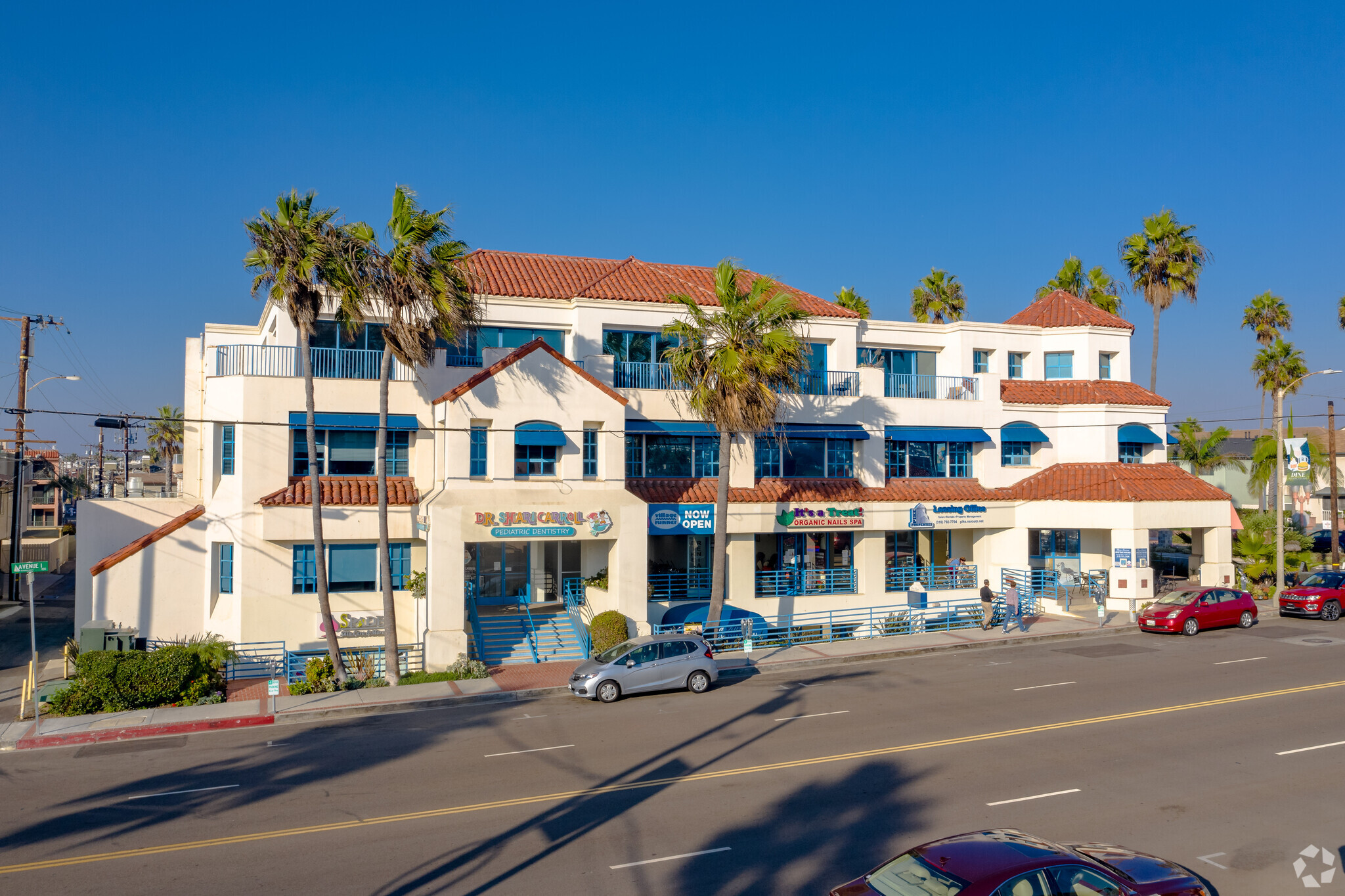 1611 S Catalina Ave, Redondo Beach, CA for lease Building Photo- Image 1 of 8