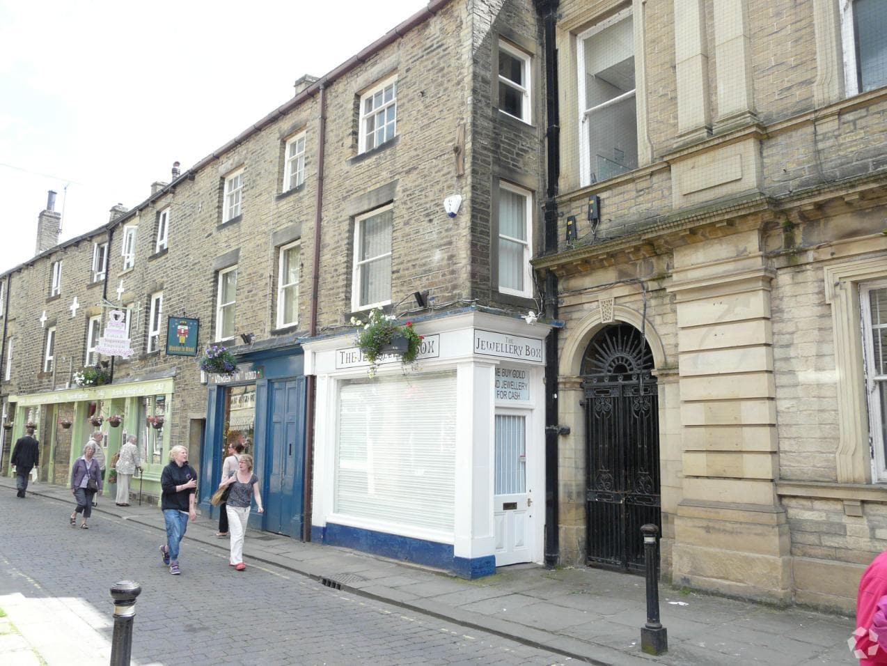 12-12a Otley St, Skipton for sale Primary Photo- Image 1 of 1