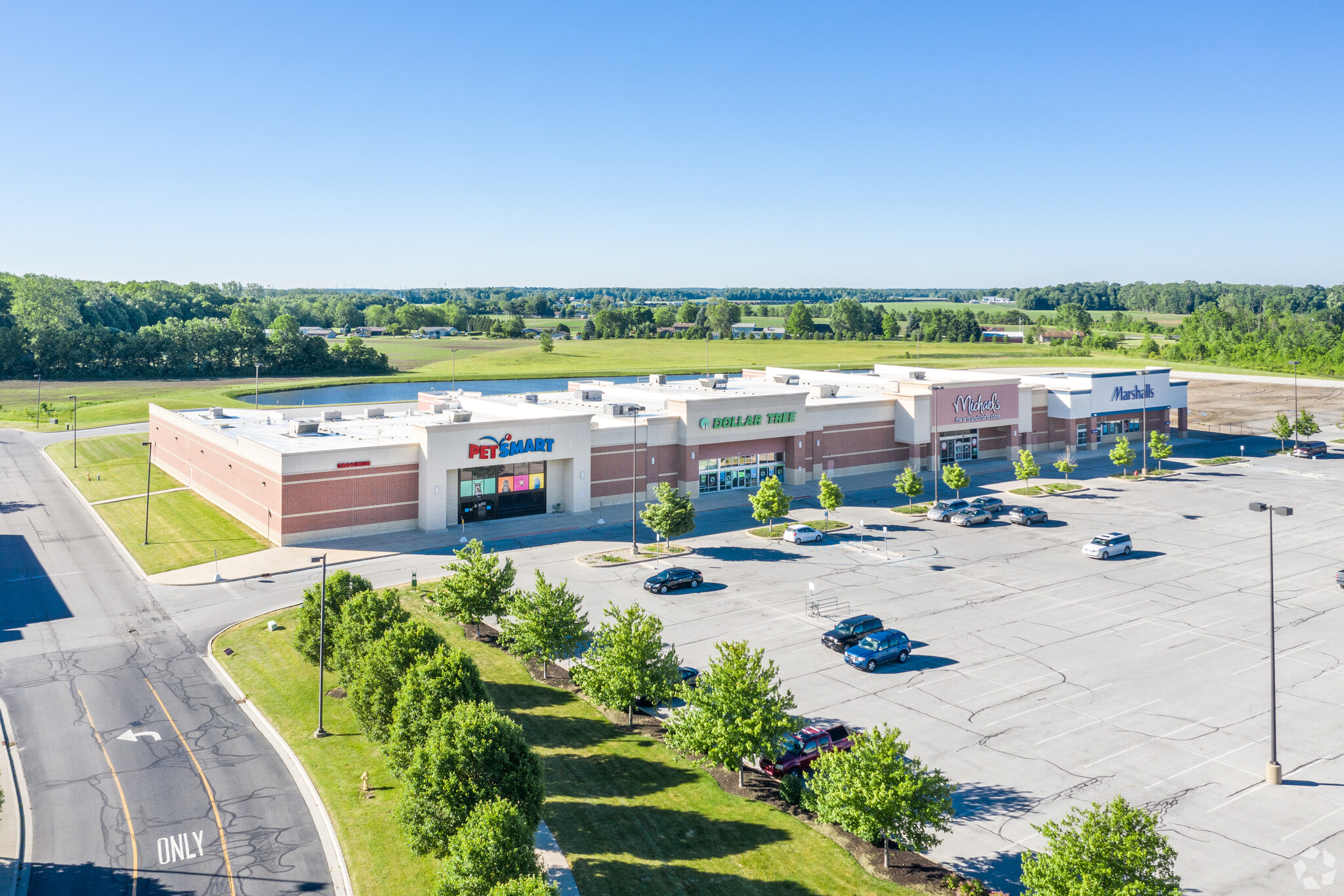 10230-10260 Maysville Rd, Fort Wayne, IN for lease Building Photo- Image 1 of 14