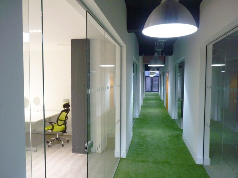 3A Bridgewater St, Liverpool for lease - Interior Photo - Image 3 of 16