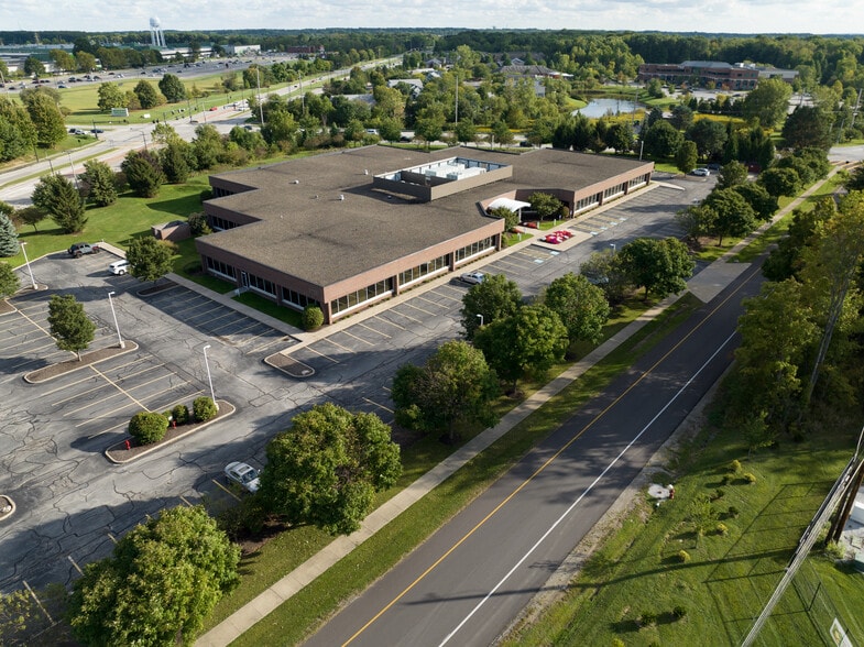 5700 Darrow Rd, Hudson, OH for lease - Building Photo - Image 1 of 1