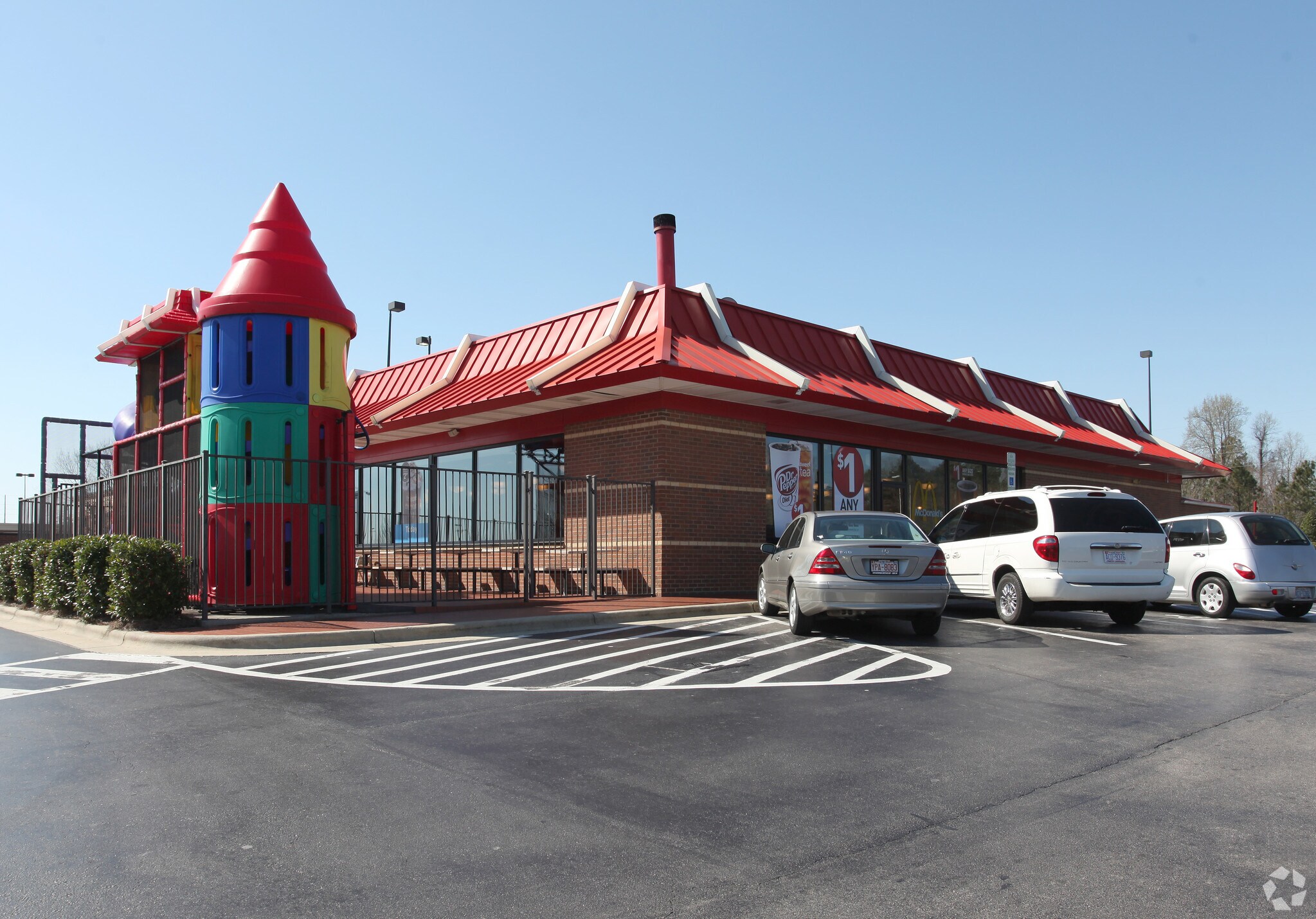 110 Carillon Dr, Garner, NC for sale Primary Photo- Image 1 of 1