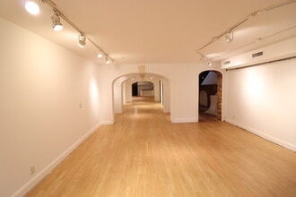 218 7th St SE, Washington, DC for lease Interior Photo- Image 1 of 28