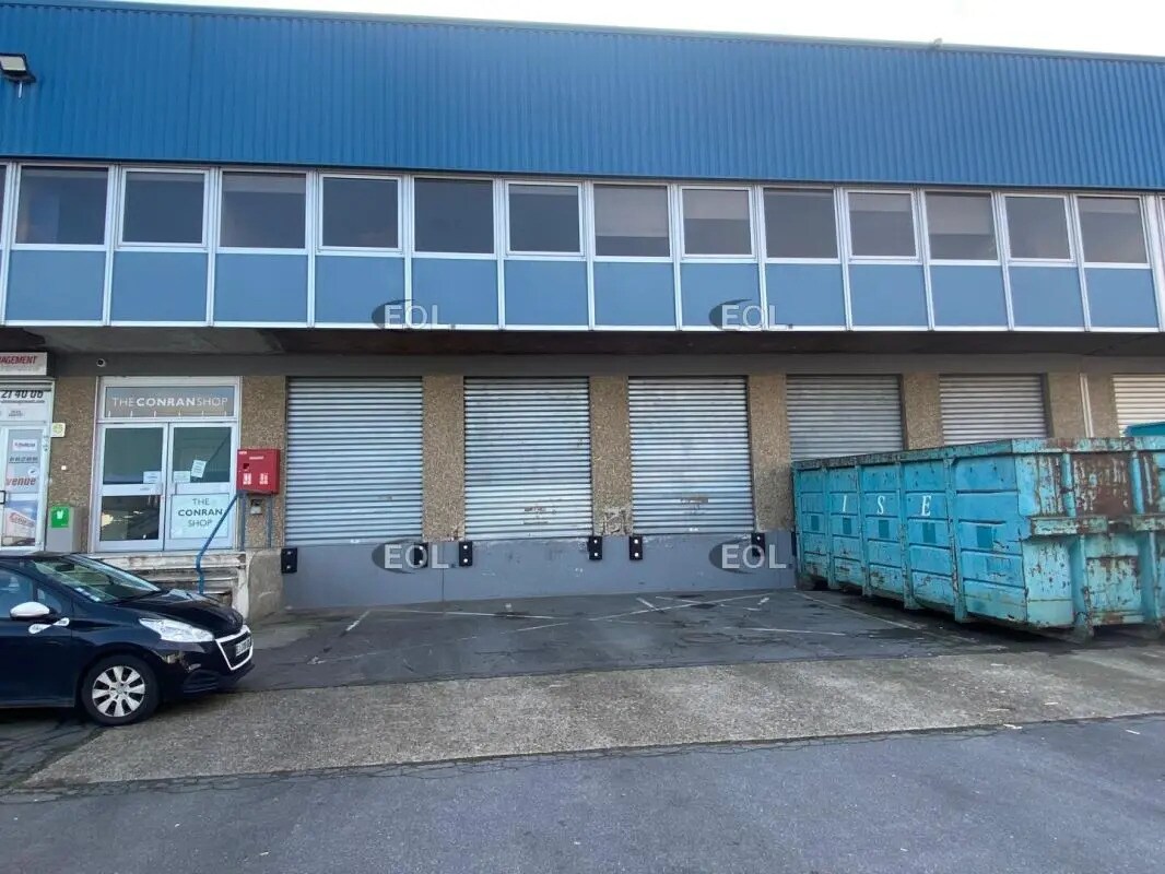 Industrial in Antony for lease Building Photo- Image 1 of 11