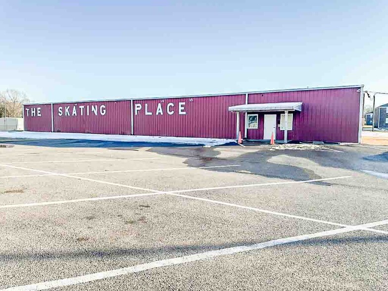 6040 Telecom Dr, Milan, TN for sale - Primary Photo - Image 1 of 26